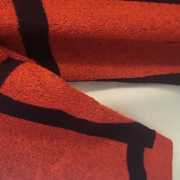 Beautiful New Direction Sweater size 2X - Picture 3 of 4